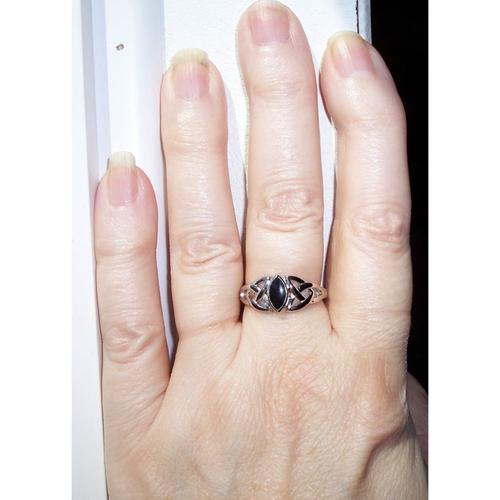 925 STERLING SILVER Celtic Synthetic Onyx Marquise Shape Bezel Set - Picture 3 of 16